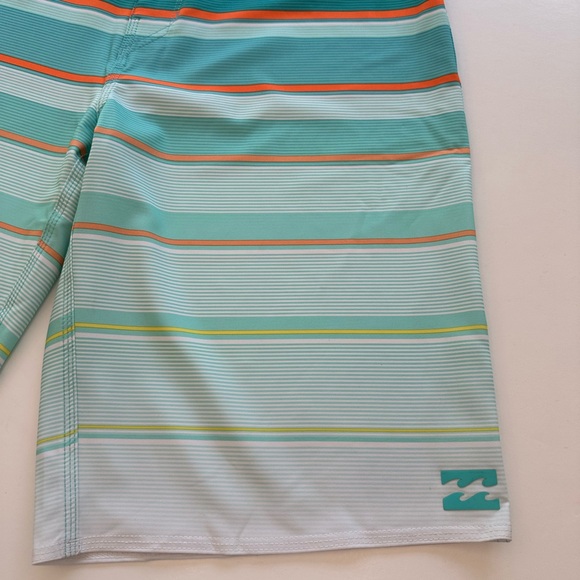Billabong Platinum X All Day Board Shorts NWOT Men’s Size 32 - Picture 4 of 12